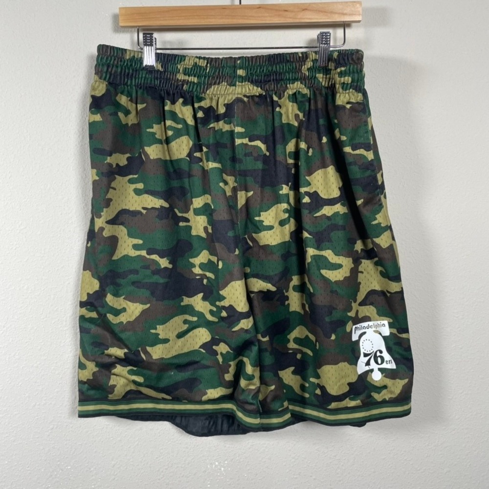 Mitchell & Ness Philadelphia 76ers Shorts Mens XL Green Camo Retro Mesh NBA